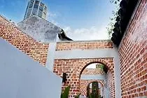 מלון ג'ורג' טאון Loke Thye Kee Residences